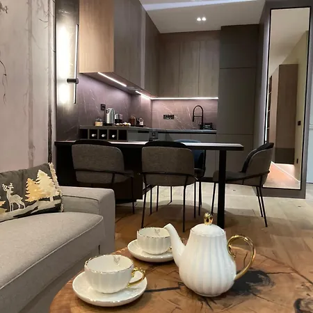 A 2-4 In Vucko דירה *